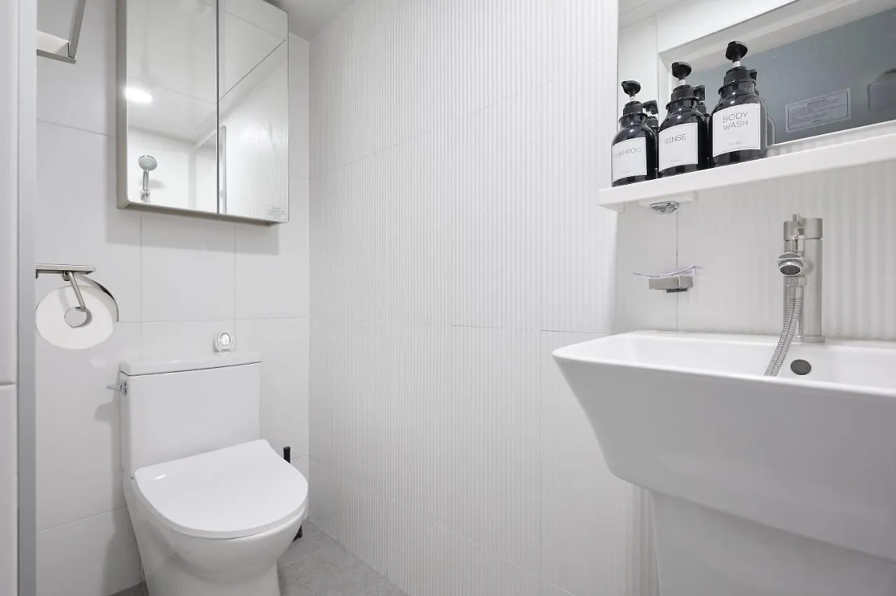 Simple Hongdae Appartement Seoel
