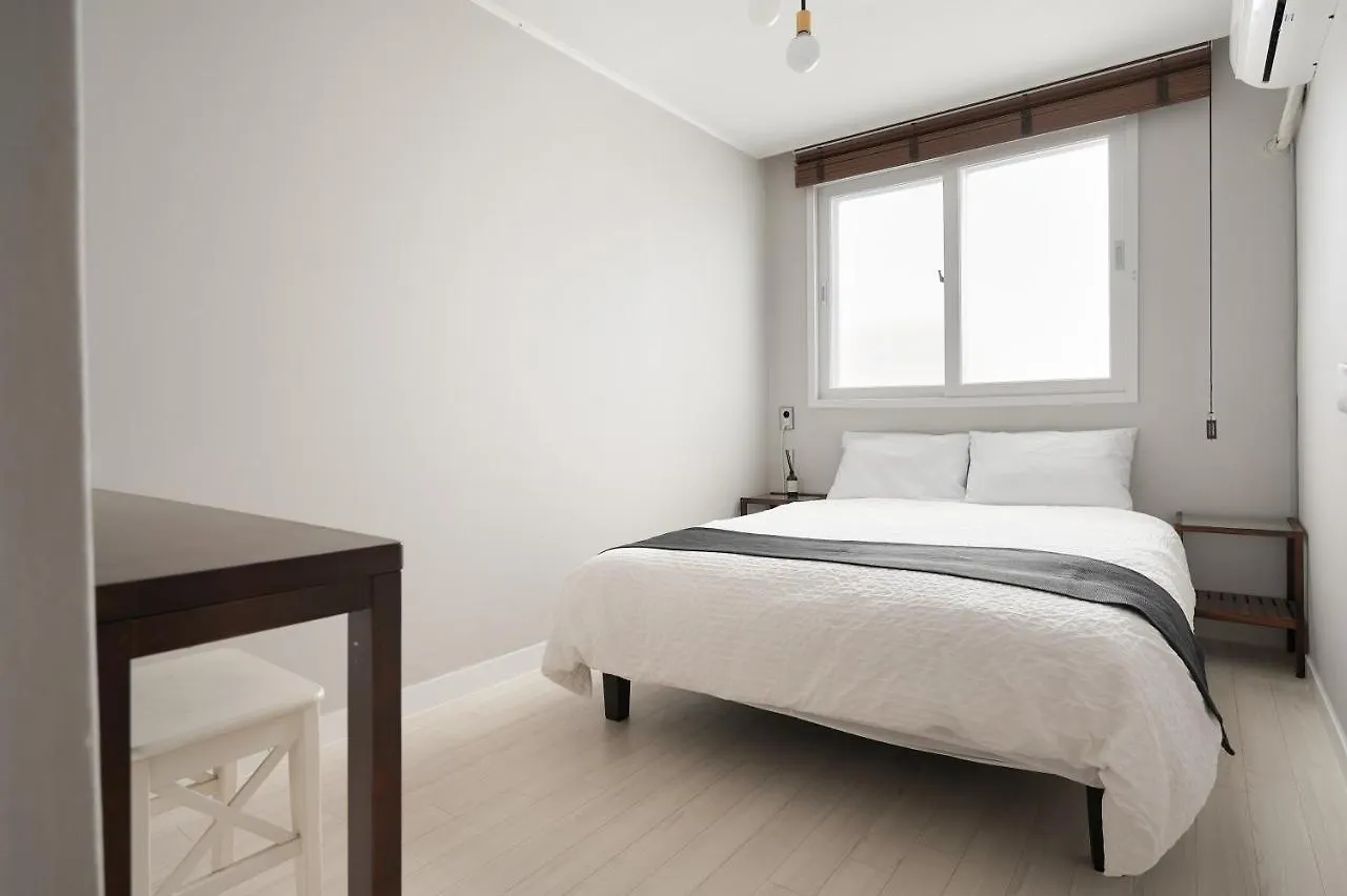 Apartament Simple Hongdae Seul